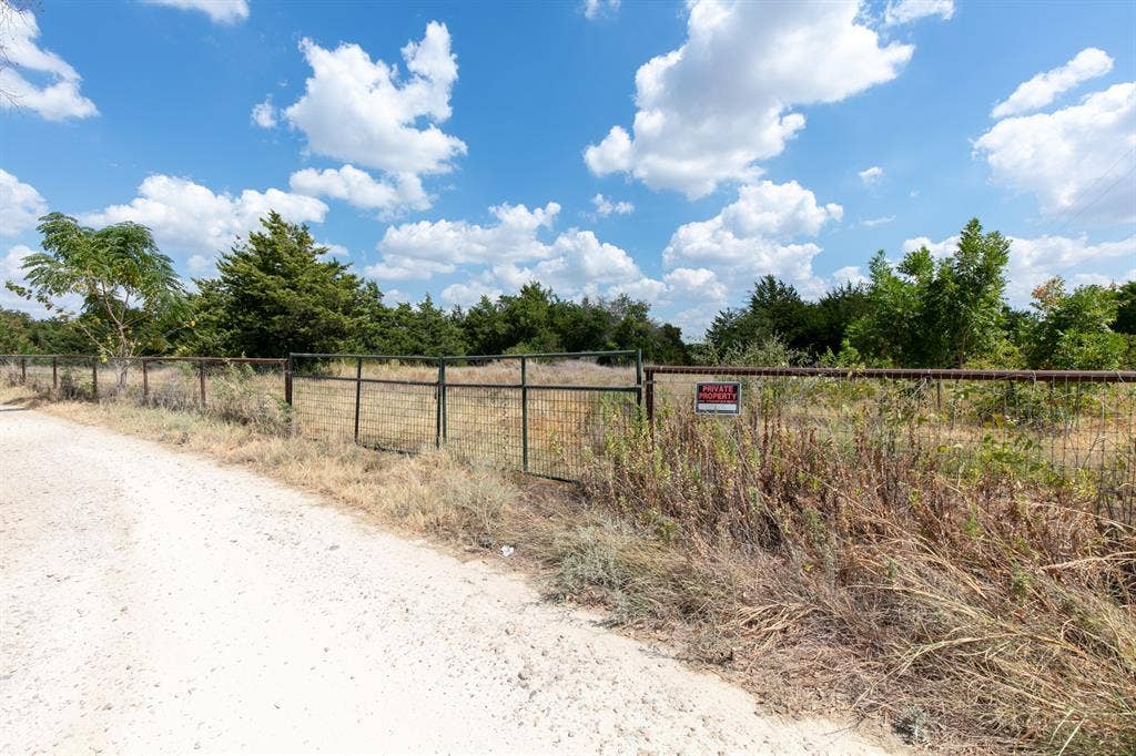 328 Simmons Way, Cedar Hill, TX 75104 328 Simmons Way, Cedar Hill, TX 75104