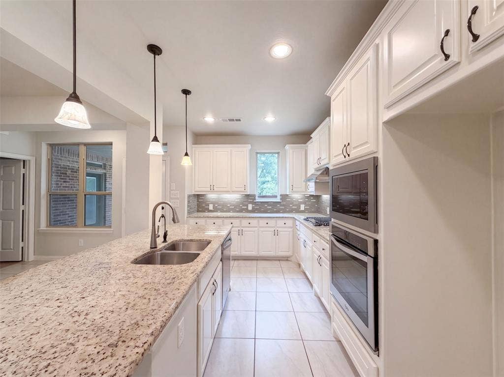 9332 Kaitlyn Court, Lantana, TX 76226 9332 Kaitlyn Court, Lantana, TX 76226