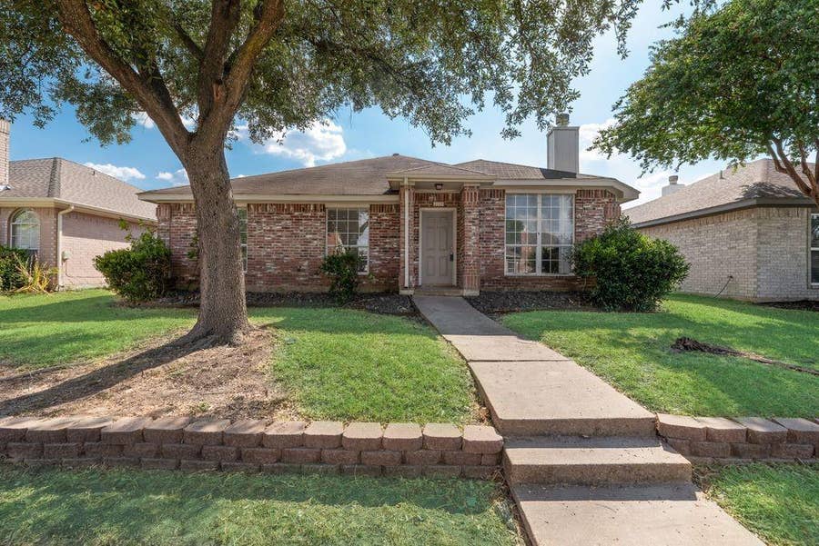 Property photo for 2729 Bent Brook Drive, Mesquite, TX