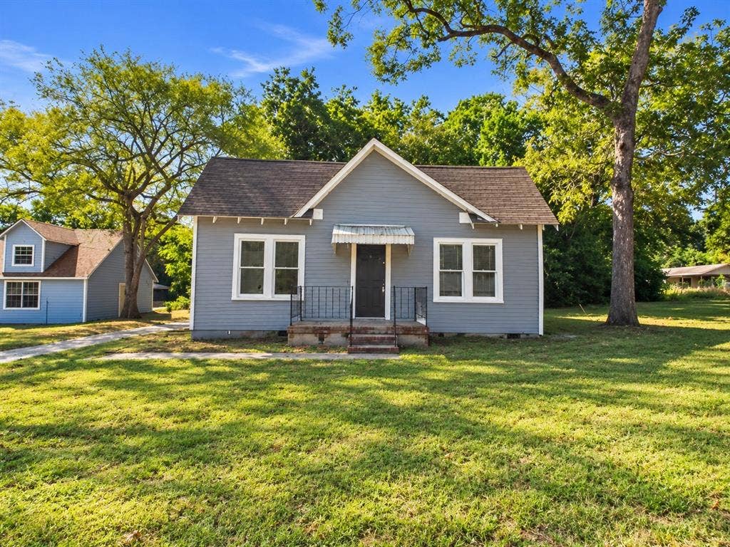101 Larue Street, Athens, TX 75751 101 Larue Street, Athens, TX 75751