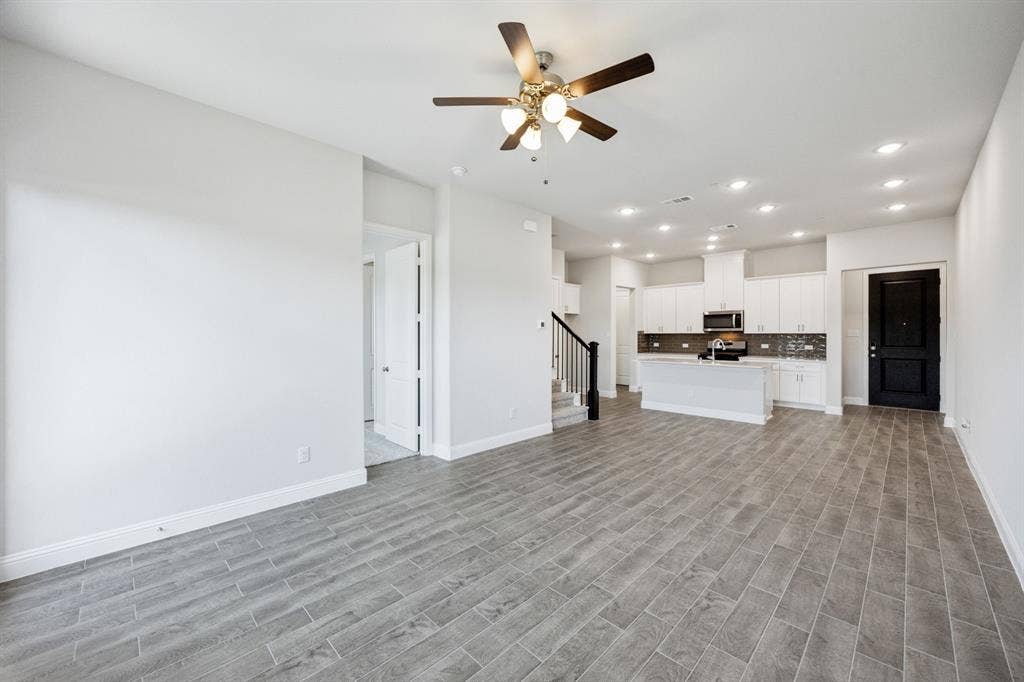 924 Heart Reef Road, Plano, TX 75075 Representative Photo – Not Actual Home