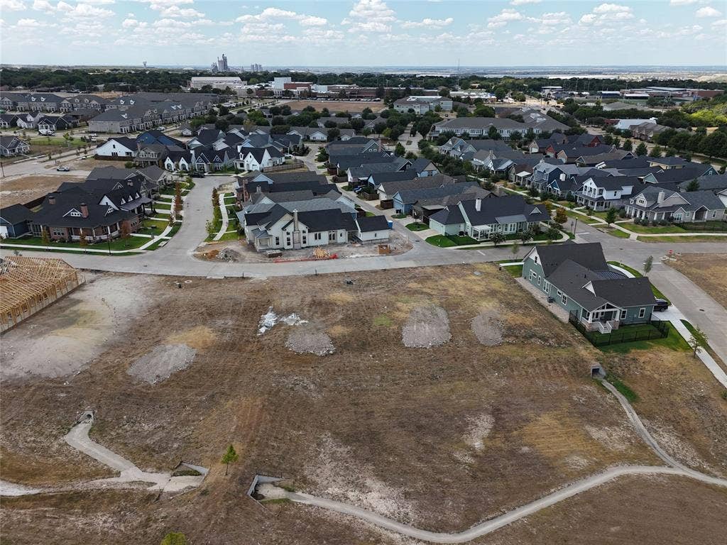 950 Alex Lane, Midlothian, TX 76065 950 Alex Lane, Midlothian, TX 76065