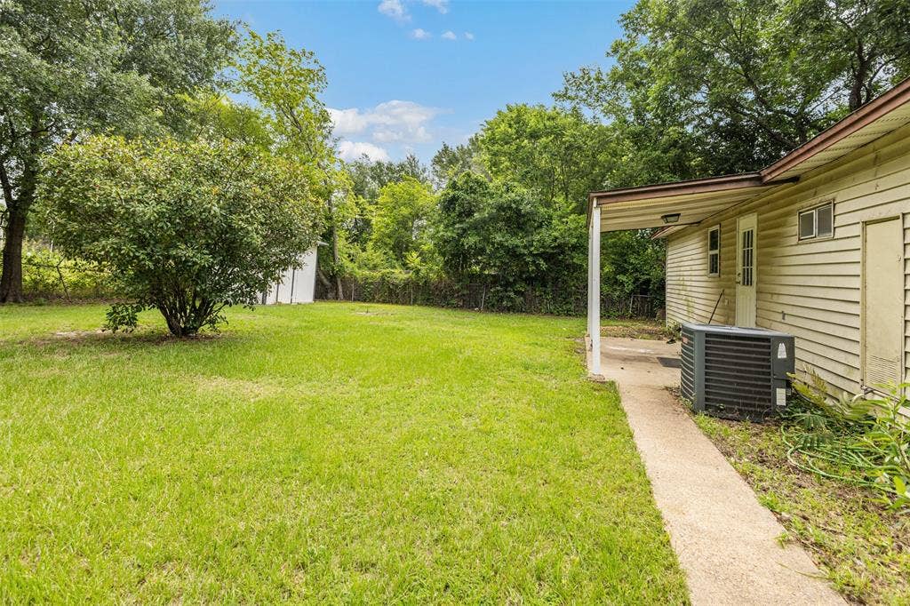 110 W Shadowwood Street, Gun Barrel City, TX 75156 110 W Shadowwood Street, Gun Barrel City, TX 75156