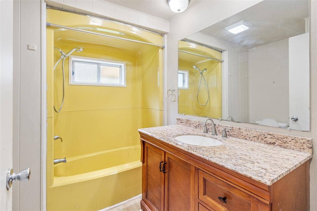 110 W Shadowwood Street, Gun Barrel City, TX 75156 110 W Shadowwood Street, Gun Barrel City, TX 75156