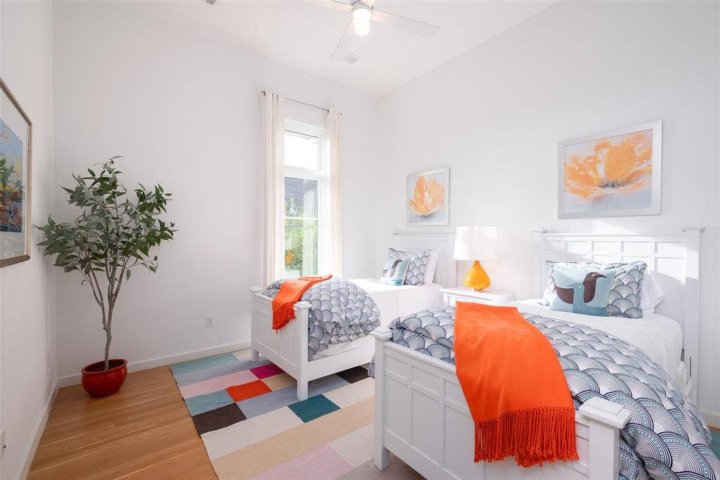 6215 Norway Road, Dallas, TX 75230 6215 Norway Road, Dallas, TX 75230