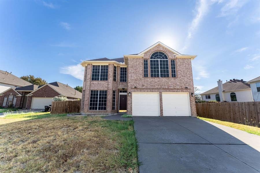 Property photo for 7874 Parkmount Court, Fort Worth, TX