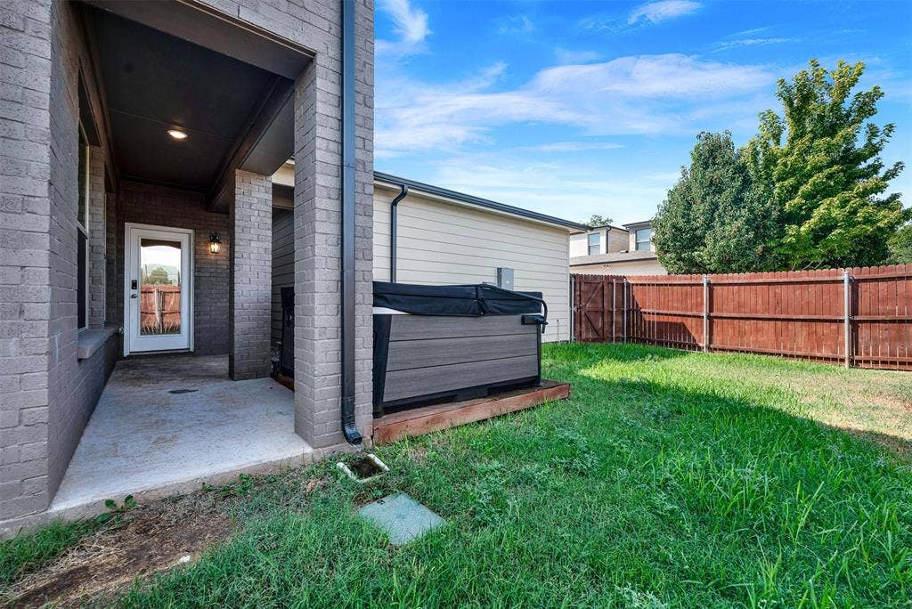 549 N Johnson Street, McKinney, TX 75069 549 N Johnson Street, McKinney, TX 75069