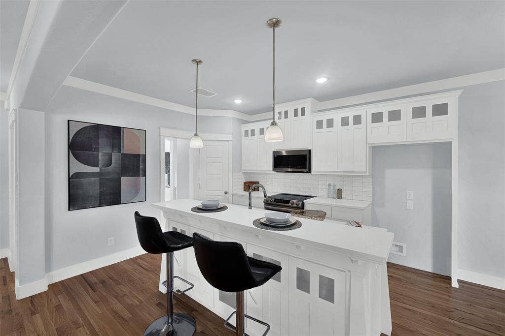 549 N Johnson Street, McKinney, TX 75069 549 N Johnson Street, McKinney, TX 75069
