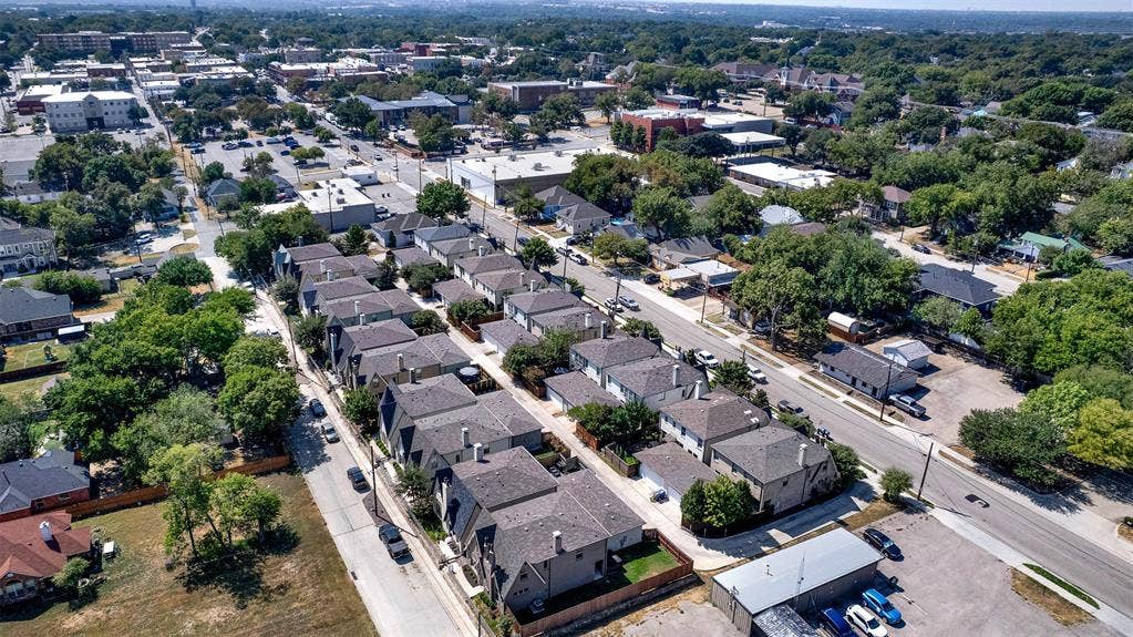 549 N Johnson Street, McKinney, TX 75069 549 N Johnson Street, McKinney, TX 75069