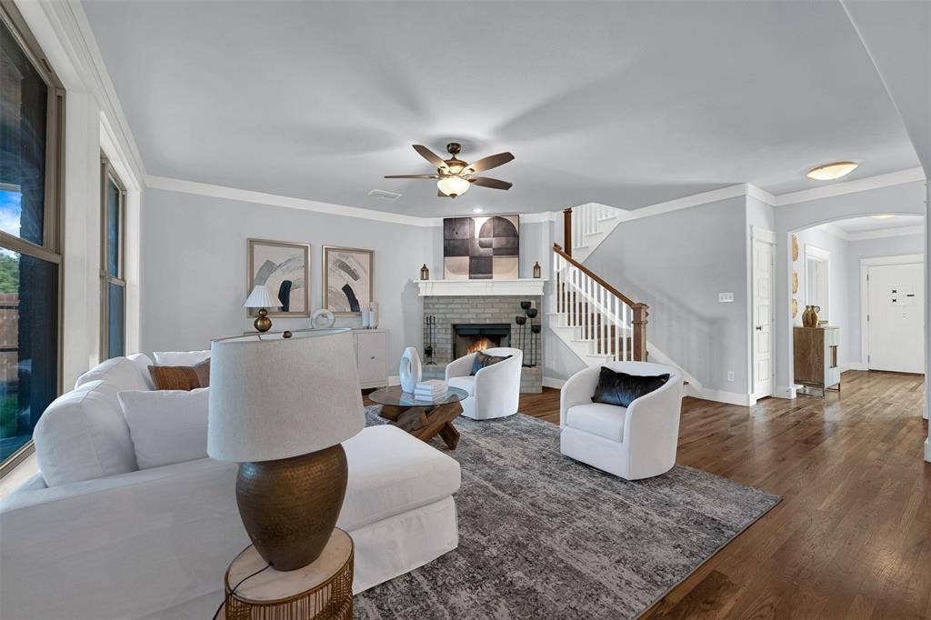 549 N Johnson Street, McKinney, TX 75069 549 N Johnson Street, McKinney, TX 75069