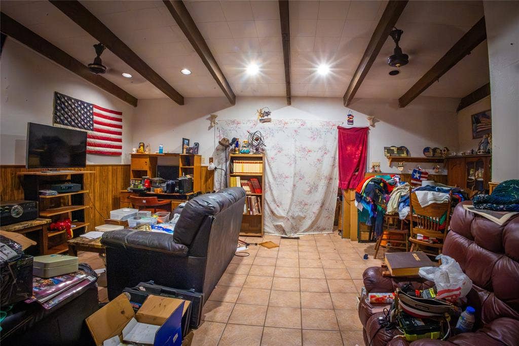 1720 Salem Street, Irving, TX 75061 1720 Salem Street, Irving, TX 75061