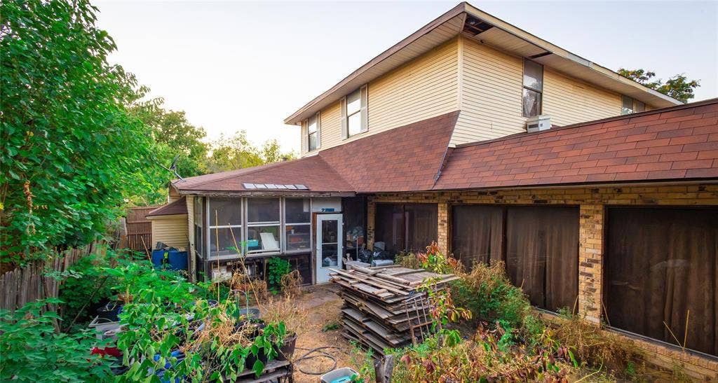 1720 Salem Street, Irving, TX 75061 1720 Salem Street, Irving, TX 75061