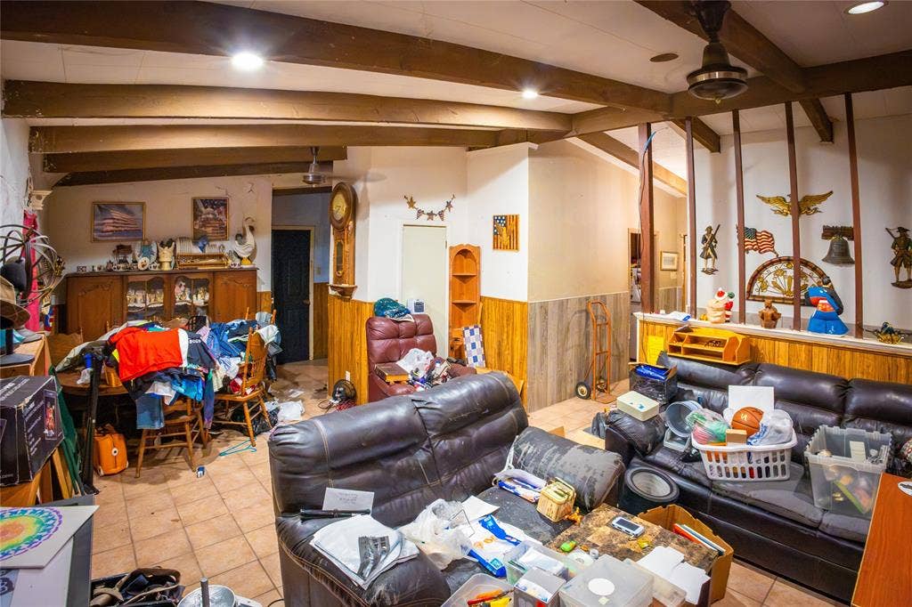 1720 Salem Street, Irving, TX 75061 1720 Salem Street, Irving, TX 75061