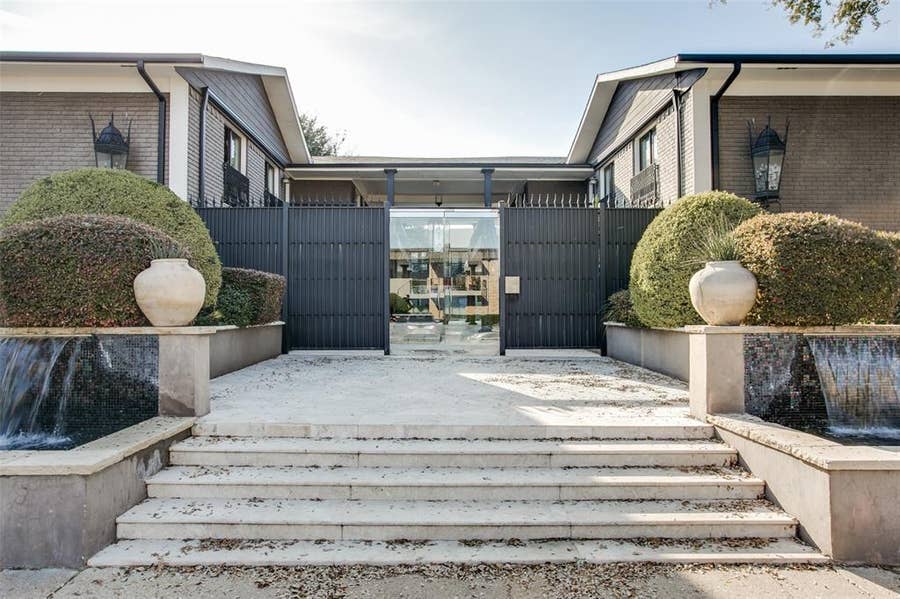 Property photo for 10209 Regal Oaks Drive, #211, Dallas, TX