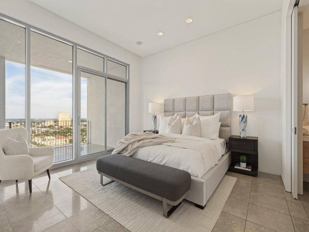 1717 Arts Plaza, #1804, Dallas, TX 75201