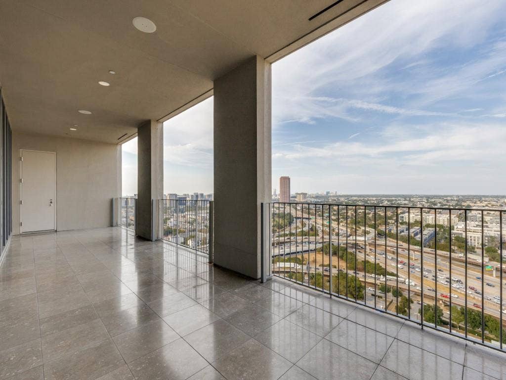 1717 Arts Plaza, #1804, Dallas, TX 75201
