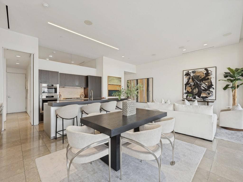 1717 Arts Plaza, #1804, Dallas, TX 75201