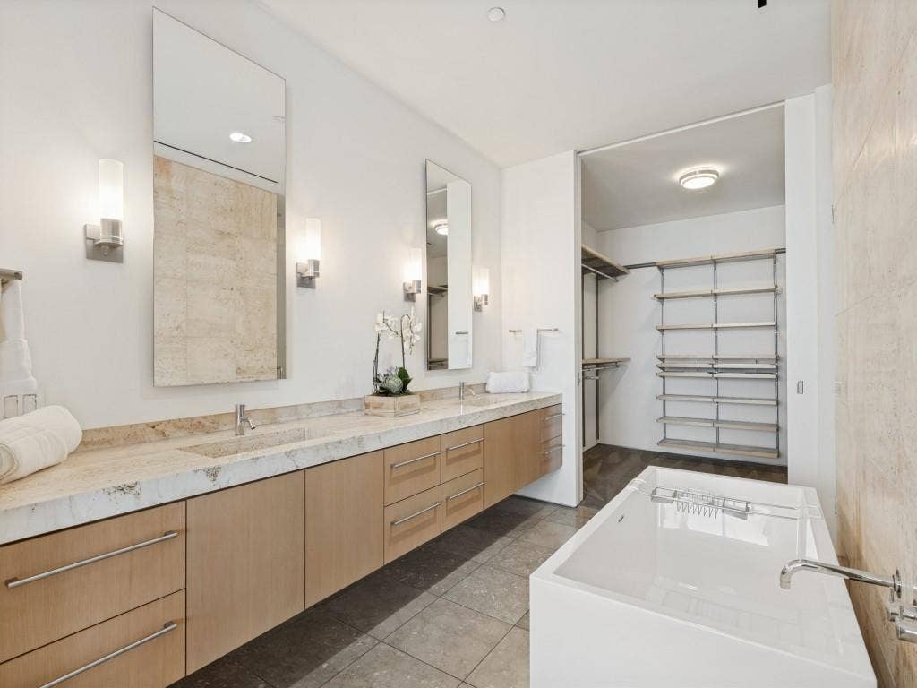 1717 Arts Plaza, #1804, Dallas, TX 75201