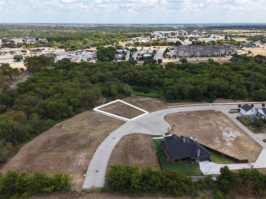 Property photo for 614 Shelby Place, Midlothian, TX