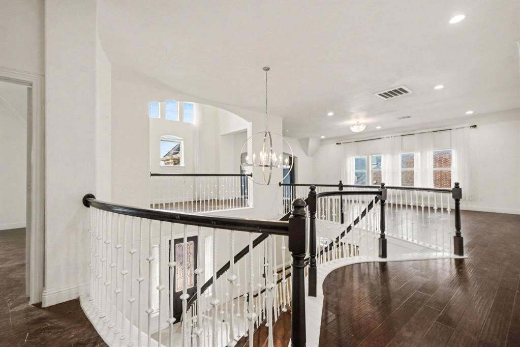 11334 Barcelona Lane, Frisco, TX 75035 11334 Barcelona Lane, Frisco, TX 75035