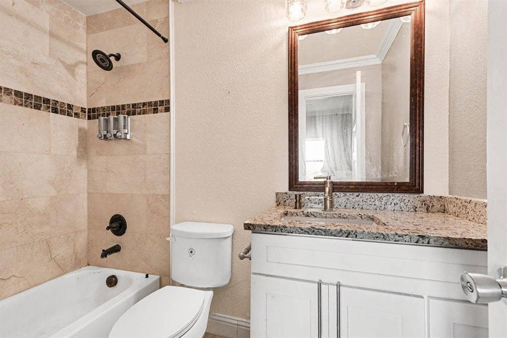 11334 Barcelona Lane, Frisco, TX 75035 11334 Barcelona Lane, Frisco, TX 75035