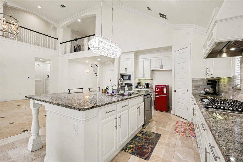 11334 Barcelona Lane, Frisco, TX 75035 11334 Barcelona Lane, Frisco, TX 75035