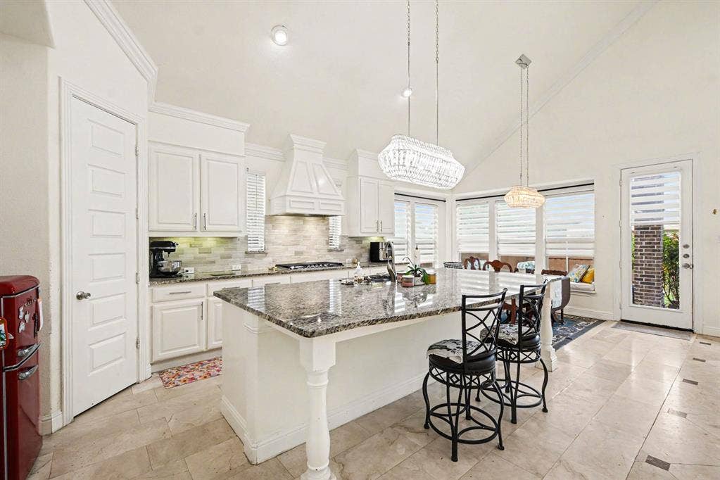 11334 Barcelona Lane, Frisco, TX 75035 11334 Barcelona Lane, Frisco, TX 75035