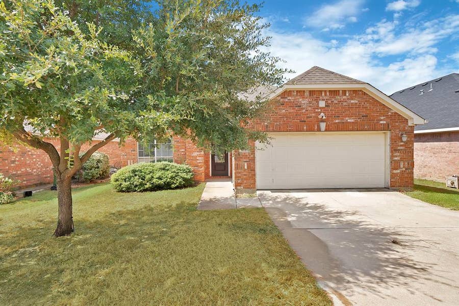 Property photo for 2633 Pioneer Bluffs Road, Balch Springs, TX