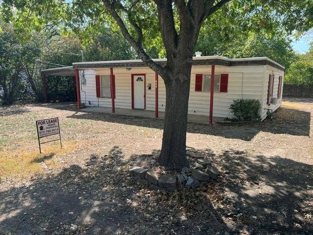 Property photo for 711 Hall Street, Lancaster, TX