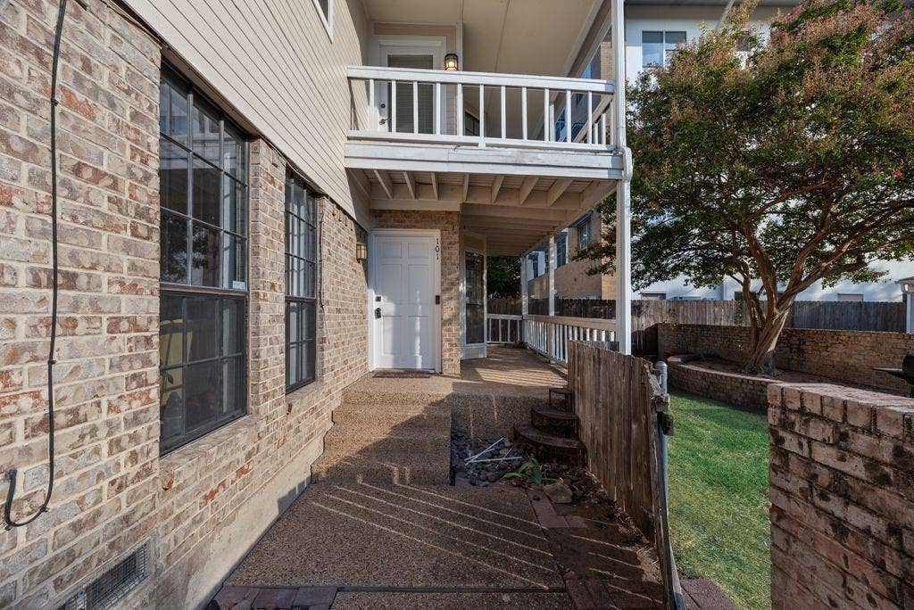 817 Pavillion Street, #101, Dallas, TX 75204 817 Pavillion Street, #101, Dallas, TX 75204