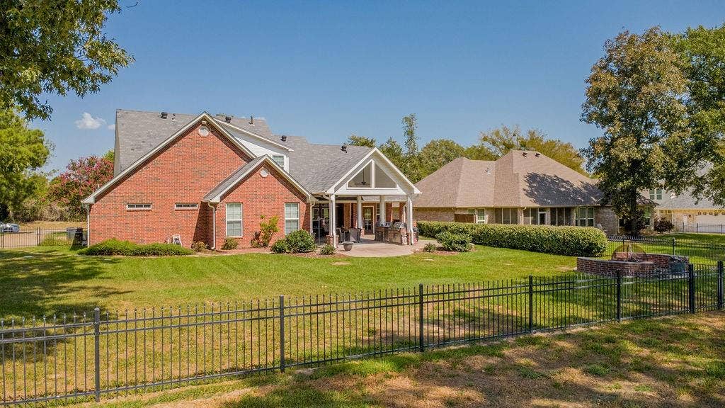 233 Winged Foot, Hideaway, TX 75771 233 Winged Foot, Hideaway, TX 75771