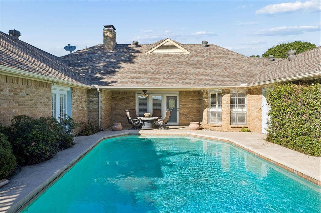 10322 White Rock Place, Dallas, TX 75238 Sparkling pool maintained by landlord