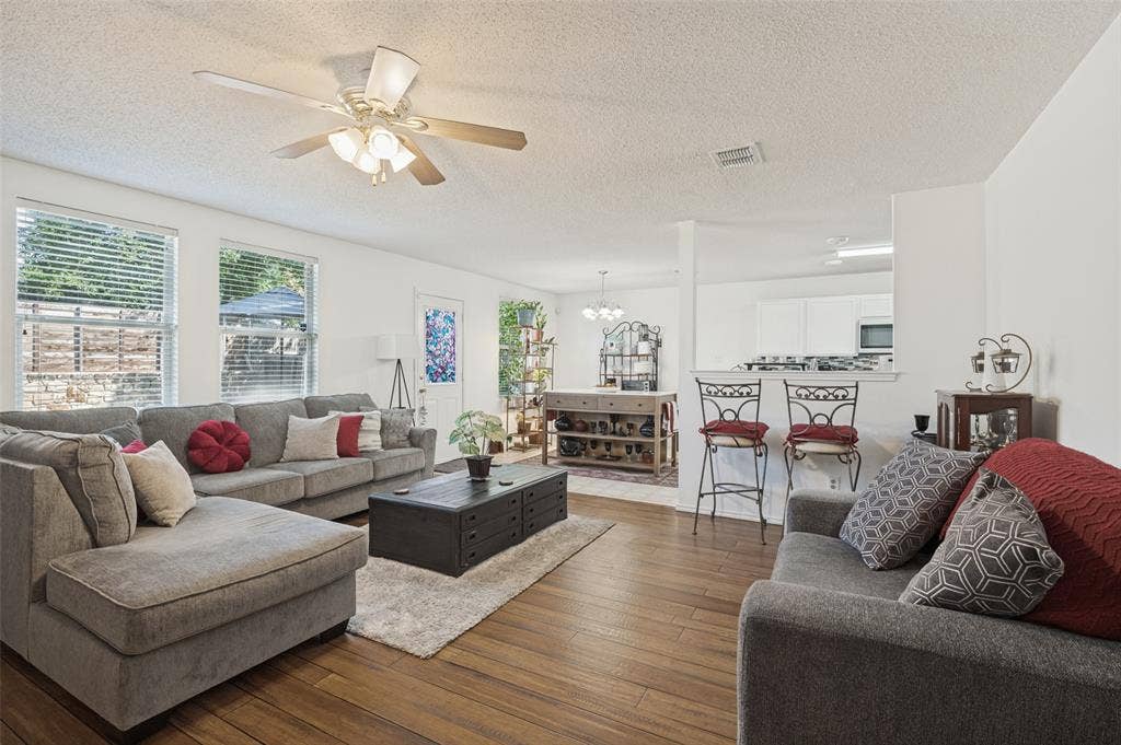 2120 W Grove Lane, Grand Prairie, TX 75052 2120 W Grove Lane, Grand Prairie, TX 75052