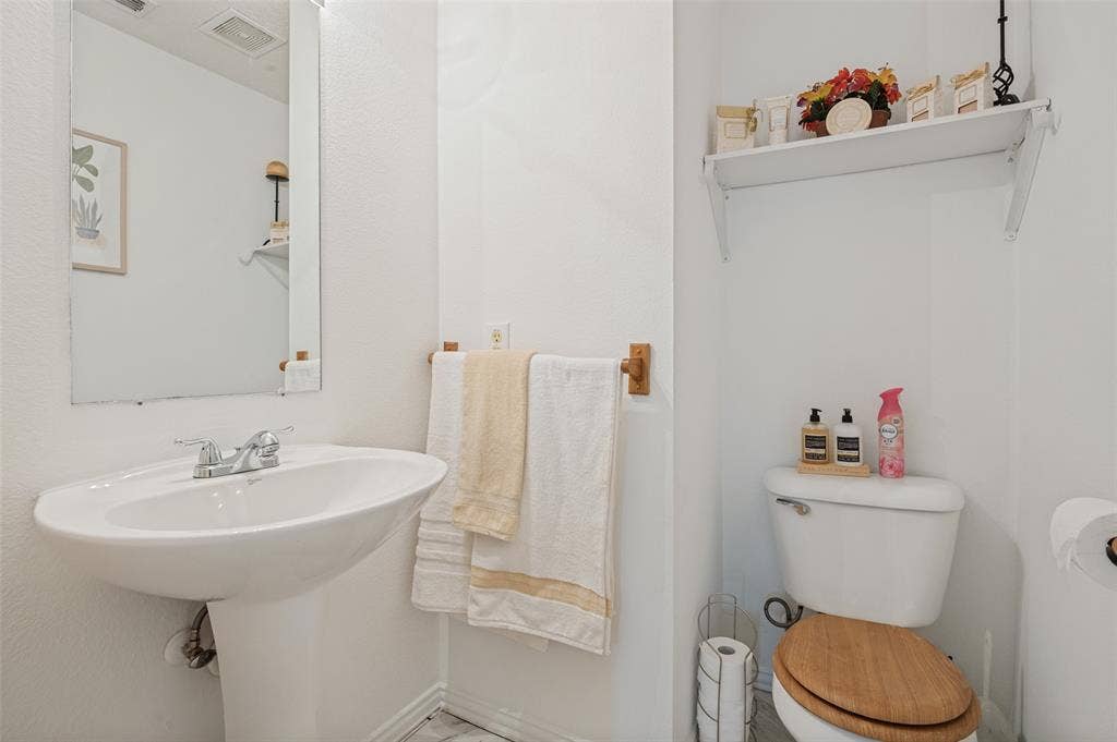 2120 W Grove Lane, Grand Prairie, TX 75052 2120 W Grove Lane, Grand Prairie, TX 75052