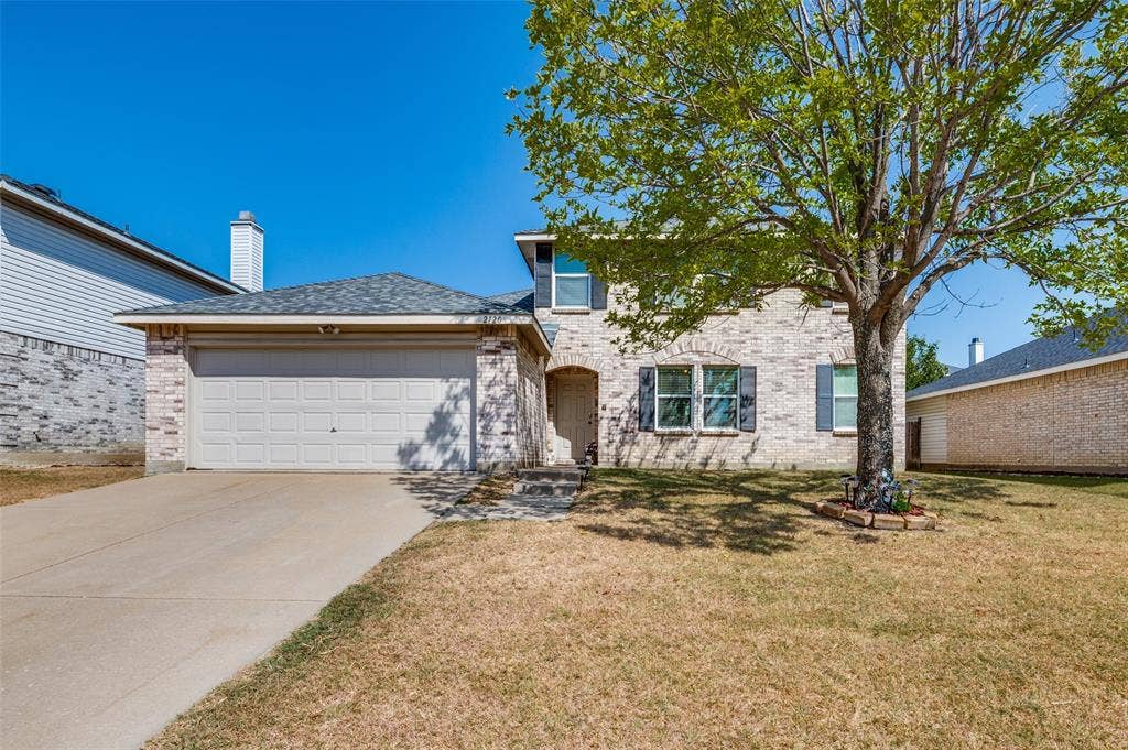 2120 W Grove Lane, Grand Prairie, TX 75052 2120 W Grove Lane, Grand Prairie, TX 75052