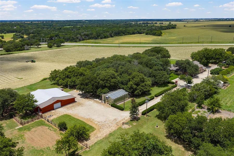 Property photo for 2029 Speegleville Road, Woodway, TX