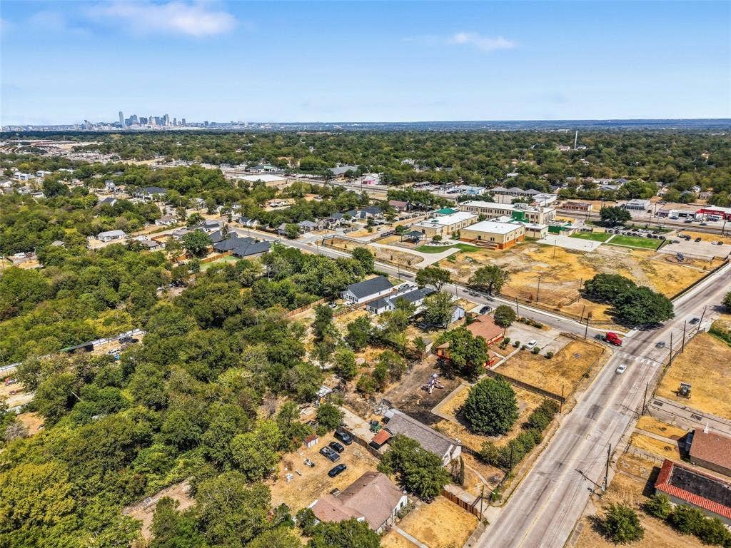 4211 S Denley Drive, Dallas, TX 75216 4211 S Denley Drive, Dallas, TX 75216