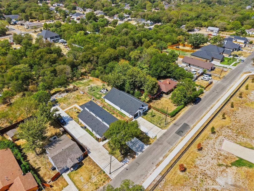 4211 S Denley Drive, Dallas, TX 75216 4211 S Denley Drive, Dallas, TX 75216