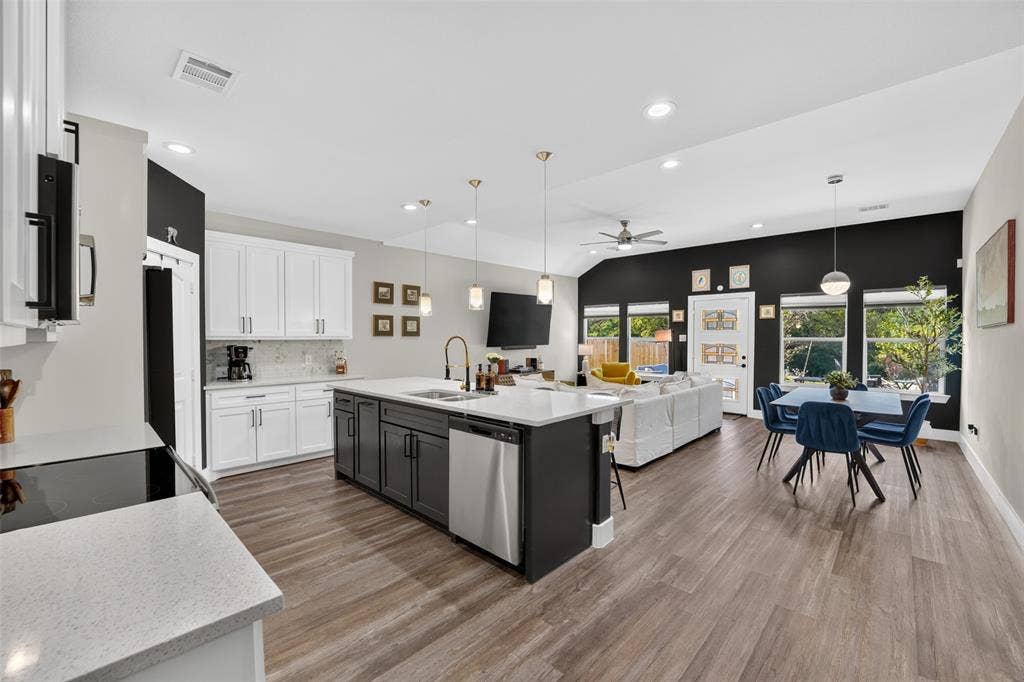 4211 S Denley Drive, Dallas, TX 75216 4211 S Denley Drive, Dallas, TX 75216