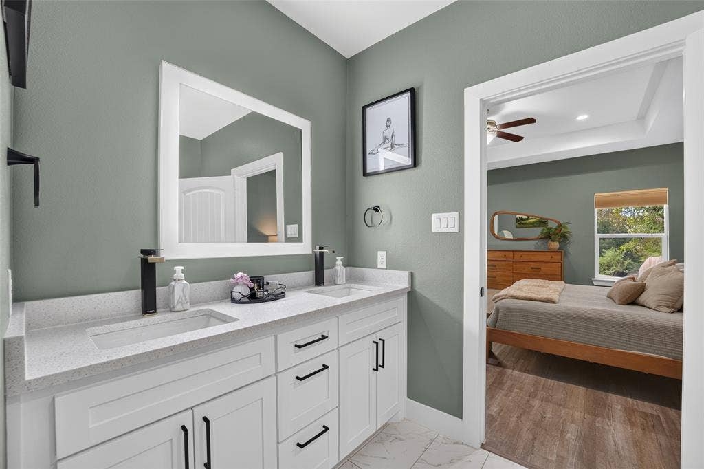 4211 S Denley Drive, Dallas, TX 75216 4211 S Denley Drive, Dallas, TX 75216