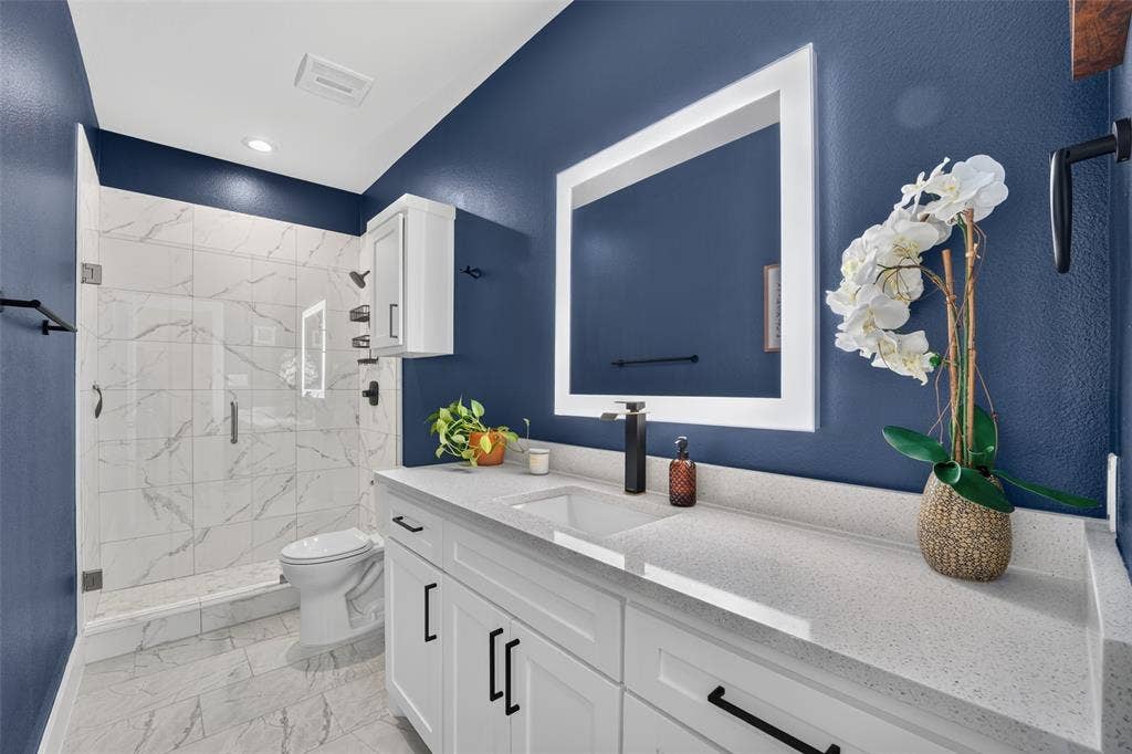 4211 S Denley Drive, Dallas, TX 75216 4211 S Denley Drive, Dallas, TX 75216