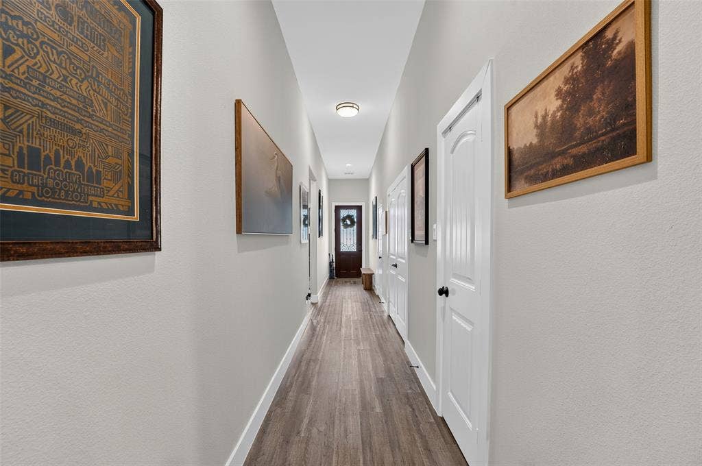 4211 S Denley Drive, Dallas, TX 75216 4211 S Denley Drive, Dallas, TX 75216