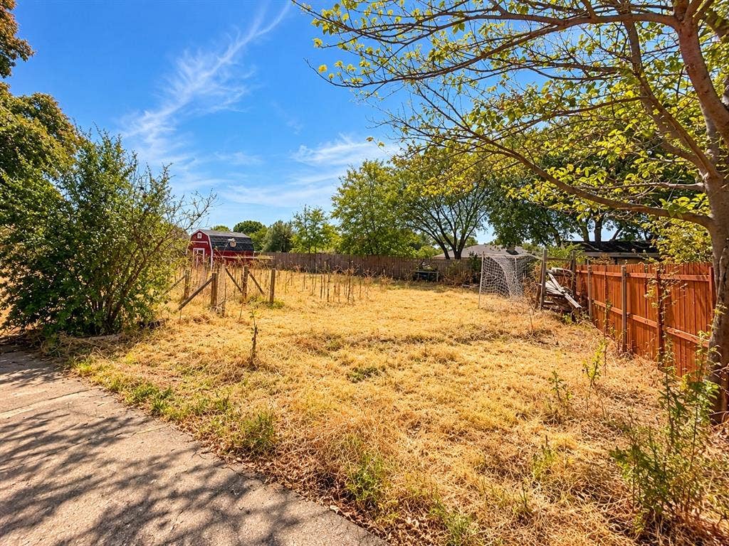 1128 Post Oak Lane, DeSoto, TX 75115 1128 Post Oak Lane, DeSoto, TX 75115