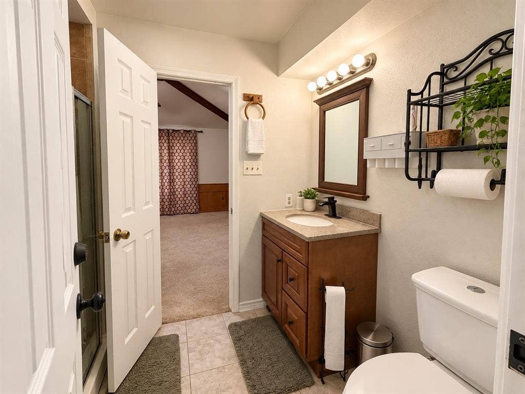1128 Post Oak Lane, DeSoto, TX 75115 1128 Post Oak Lane, DeSoto, TX 75115