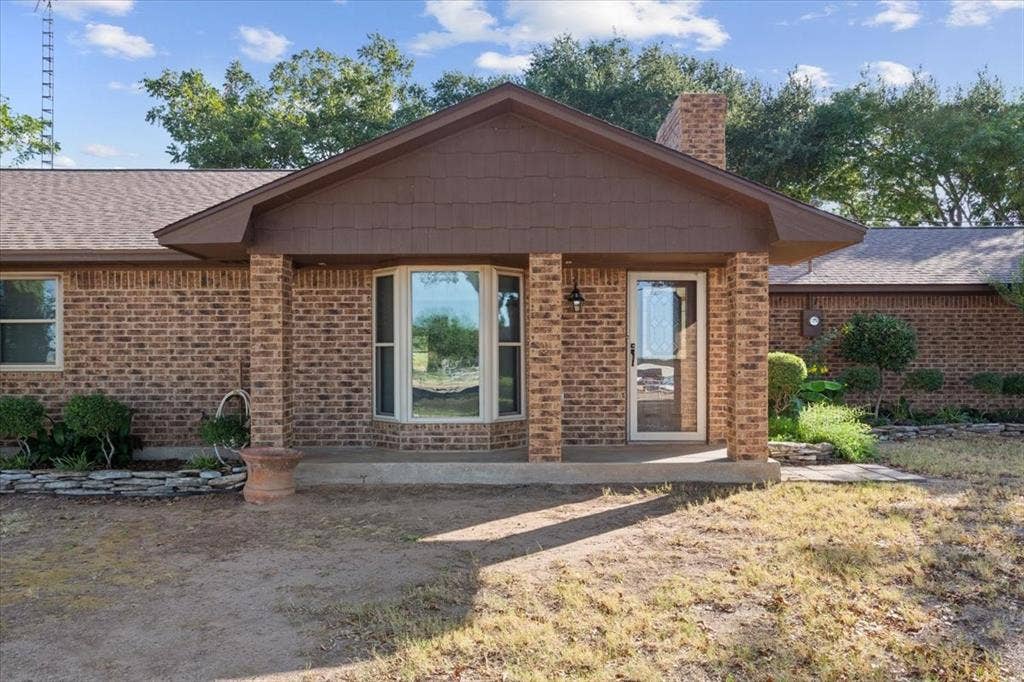 670 Berger Road, West, TX 76691 670 Berger Road, West, TX 76691
