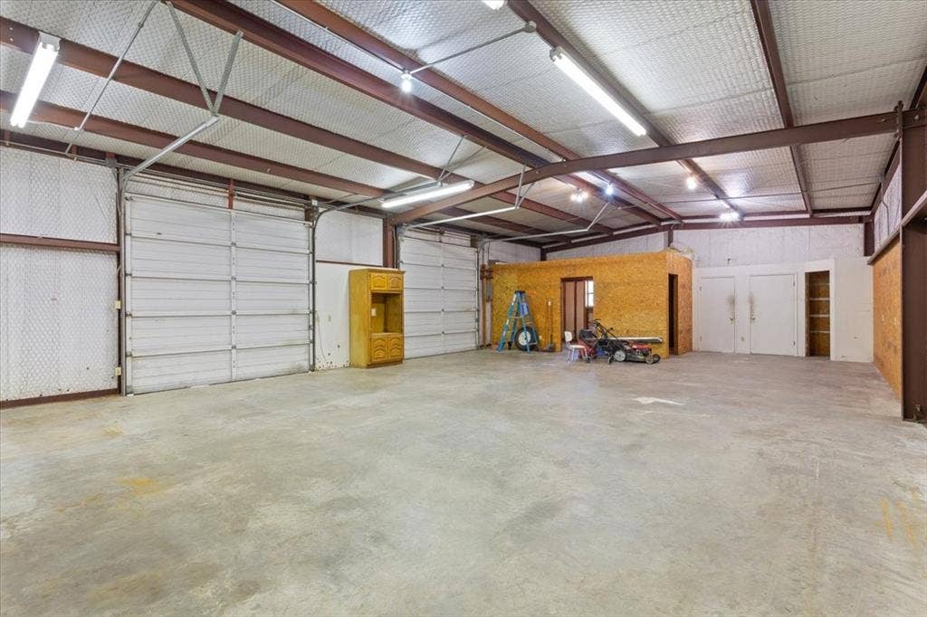 670 Berger Road, West, TX 76691 670 Berger Road, West, TX 76691