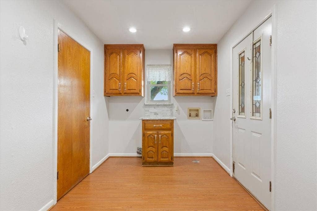 670 Berger Road, West, TX 76691 670 Berger Road, West, TX 76691