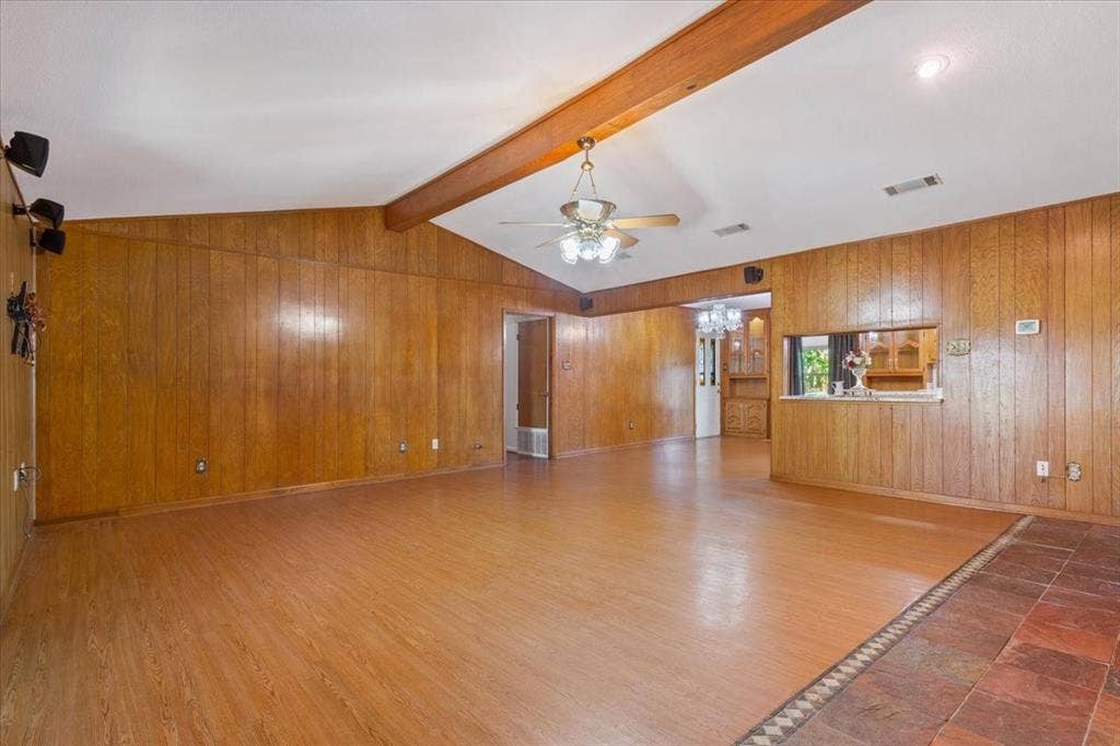 670 Berger Road, West, TX 76691 670 Berger Road, West, TX 76691