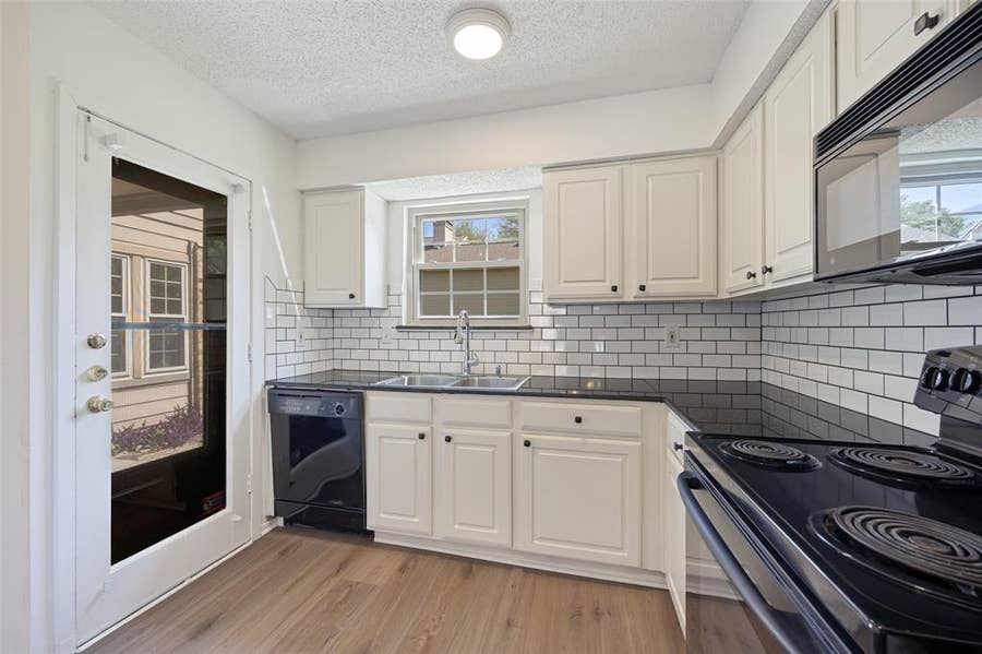 Property photo for 5300 Keller Springs, #1086, Dallas, TX