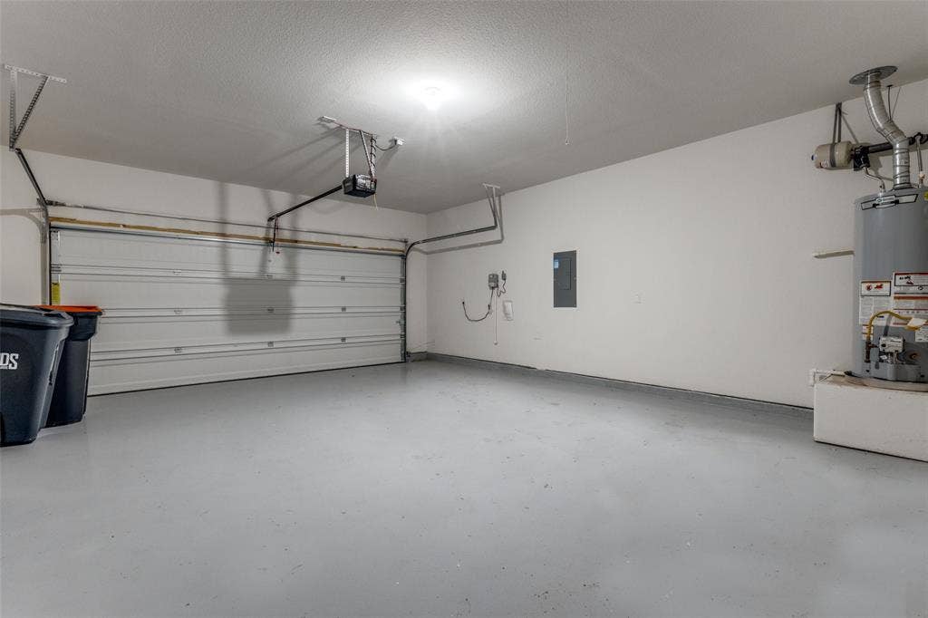 2000 Stinnet Street, Anna, TX 75409 2000 Stinnet Street, Anna, TX 75409